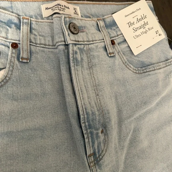 Abercrombie & Fitch Light Blue Men's Jeans - Picture 2 of 5